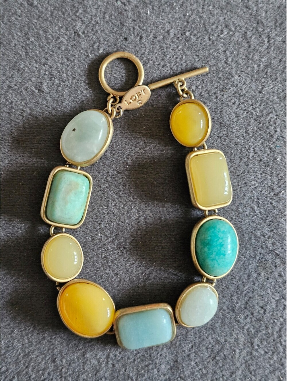 Loft Bracelet - Picture 1 of 2